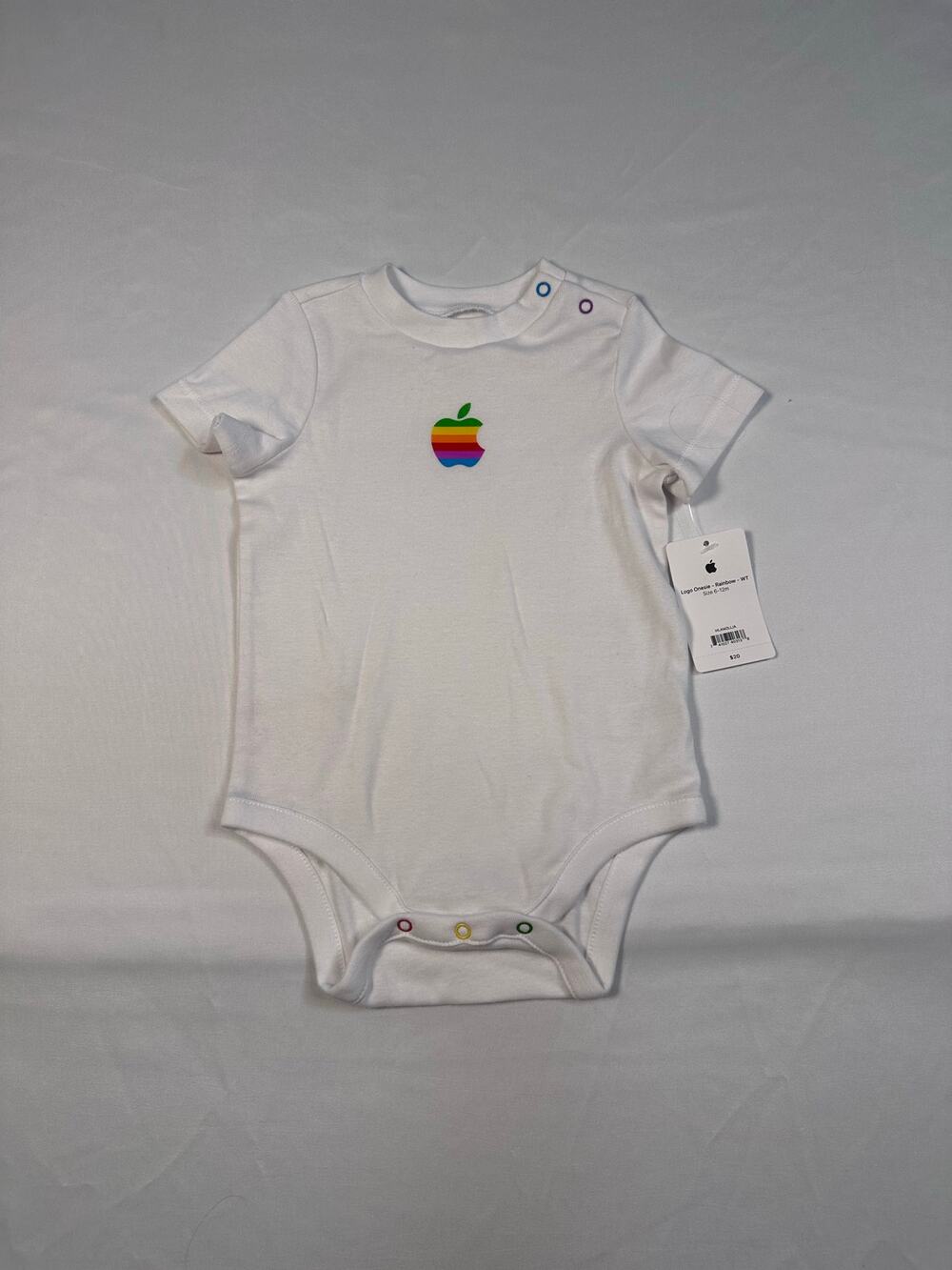 Apple Visitor Park Onesie 6-12m NWT